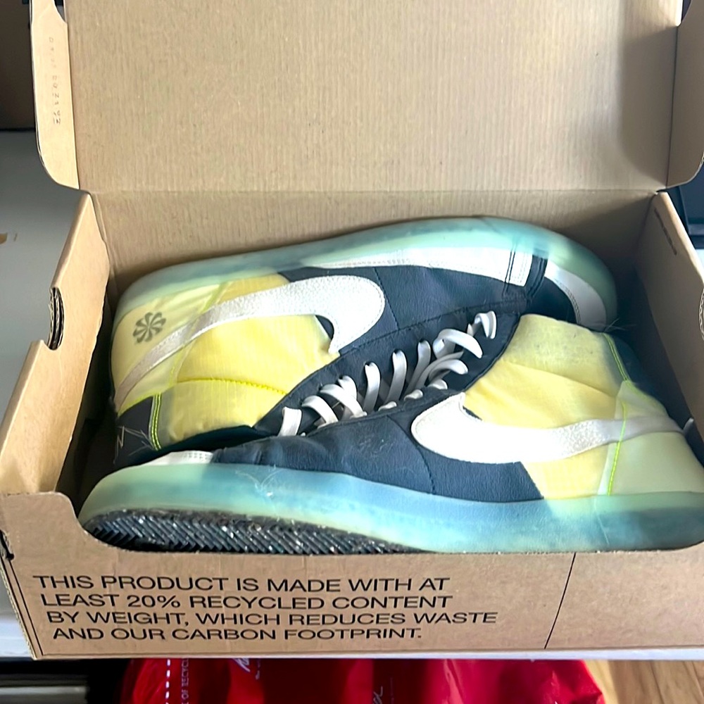 Nike Blazers Zero 11.5